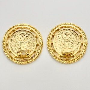 Gold Plated Coin Design Clip On Earrings circa 1980s